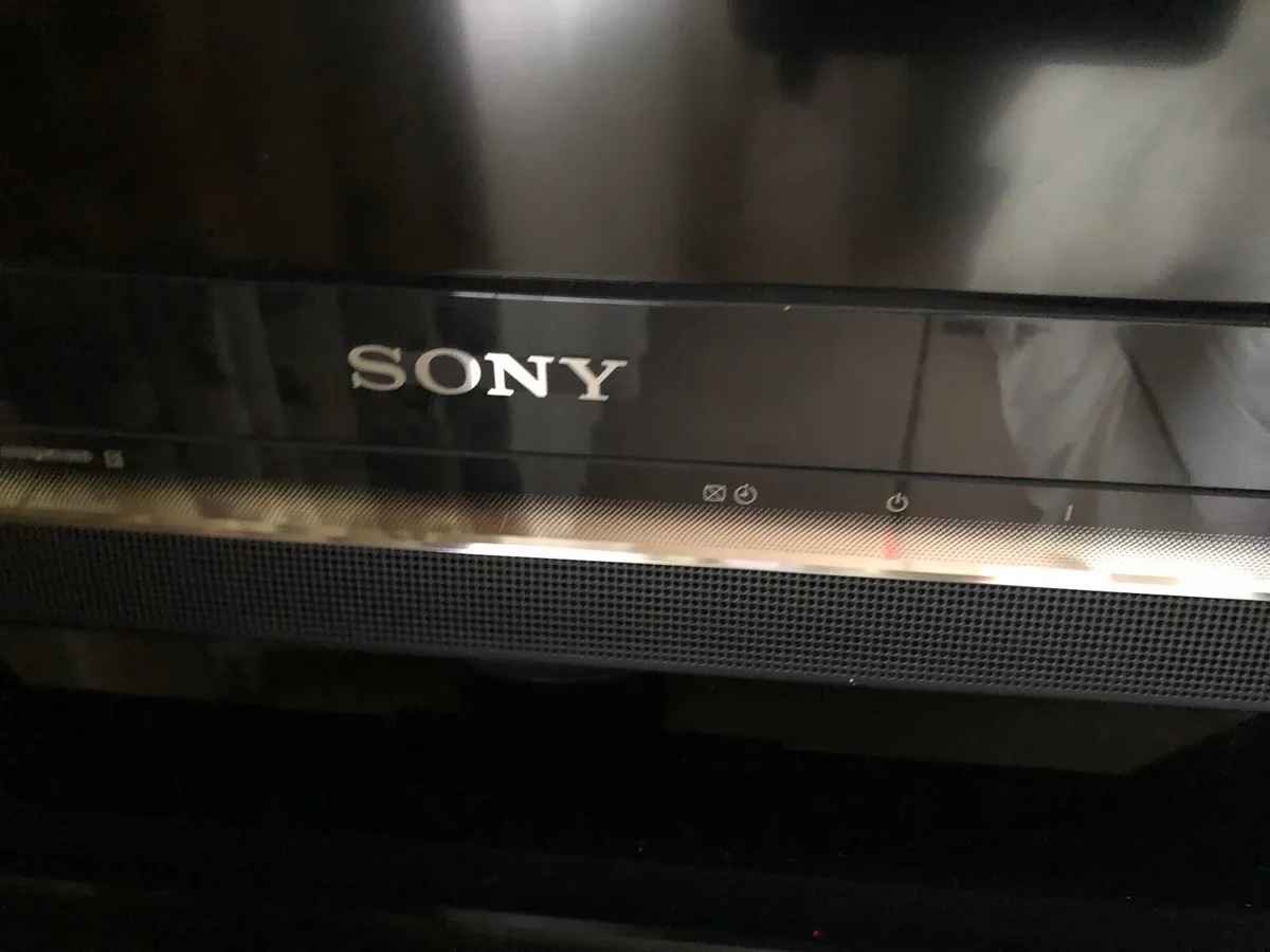 Sony Bravia 32” TV - Image 3
