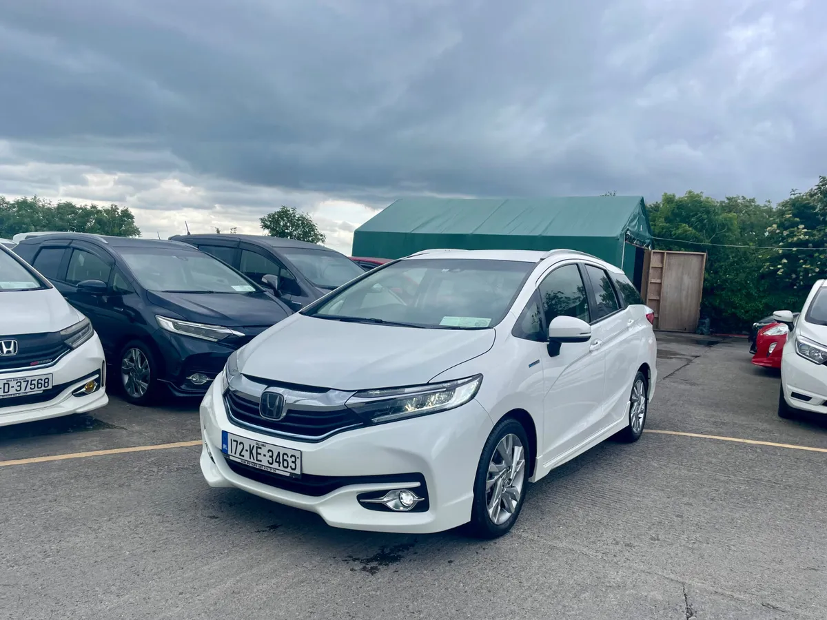 HONDA SHUTTLE 2017 (1.5, HYBRID) - Image 3