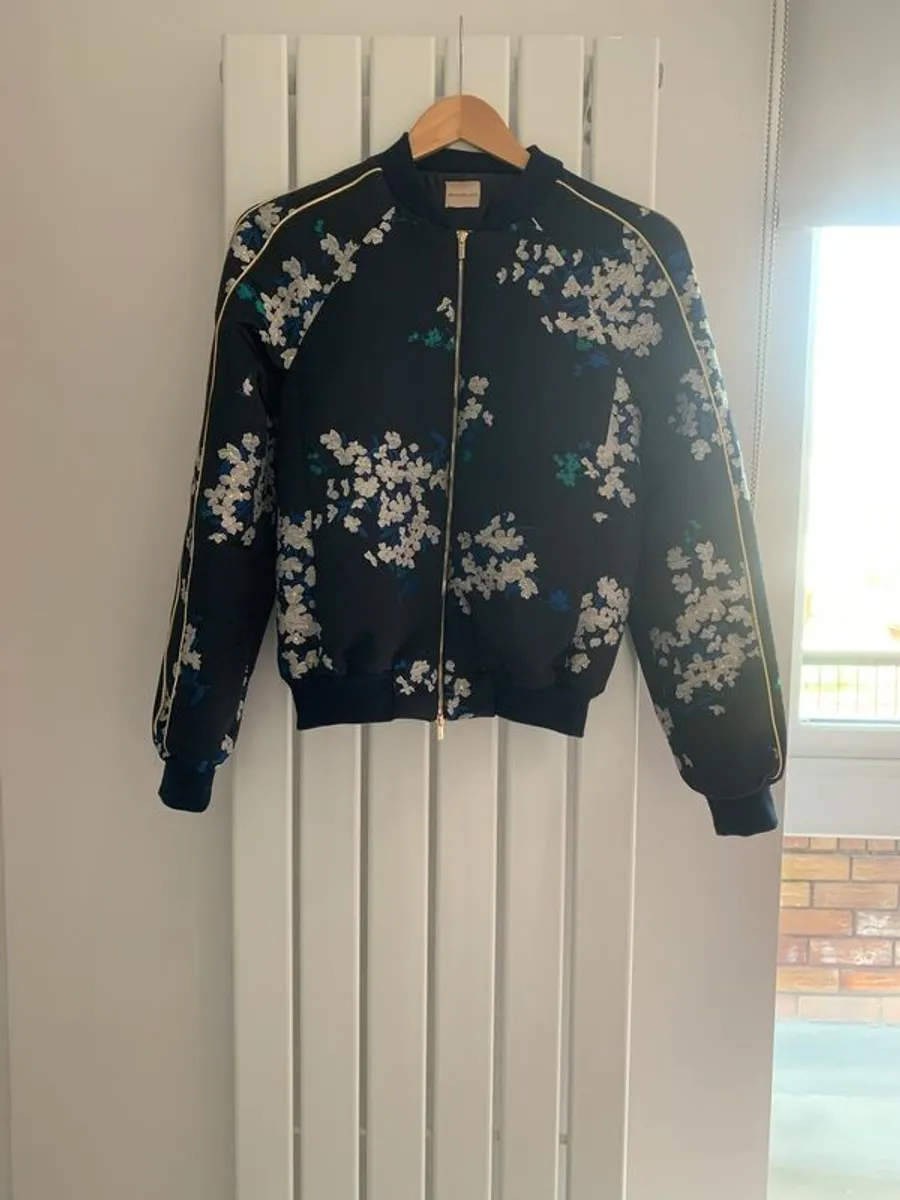 Penny Black blossom bomber-jacket U.K. 10-12 (brand new) - Image 1
