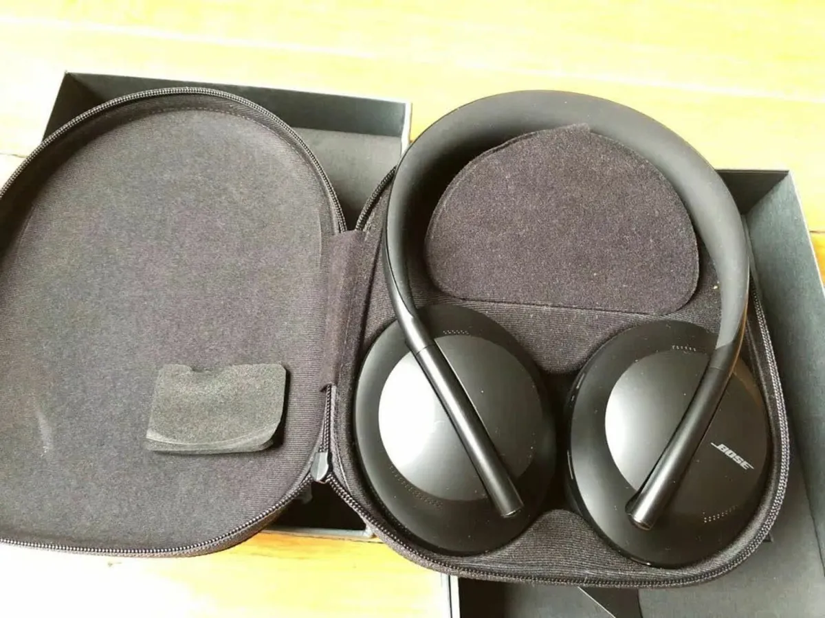 Bose NC700 - Image 1
