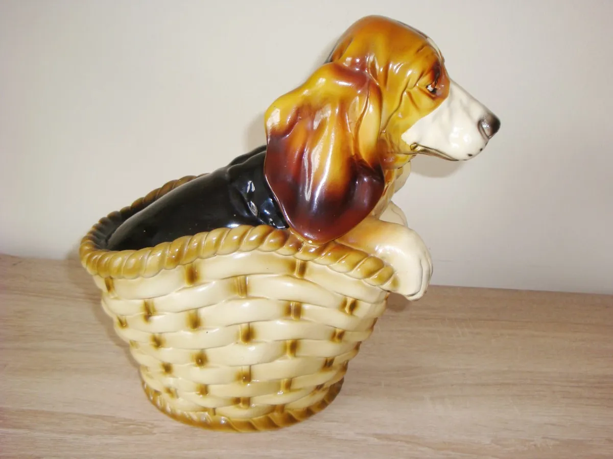 Vintage large ceramic basset hound dog in basket - Image 3