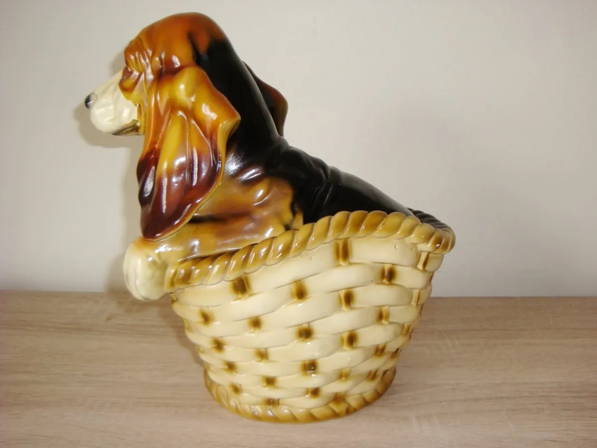 Vintage large ceramic basset hound dog in basket - Image 4