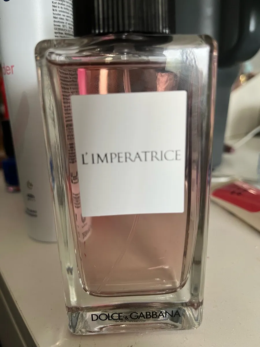 Dolce and gabbana perfume - Image 1
