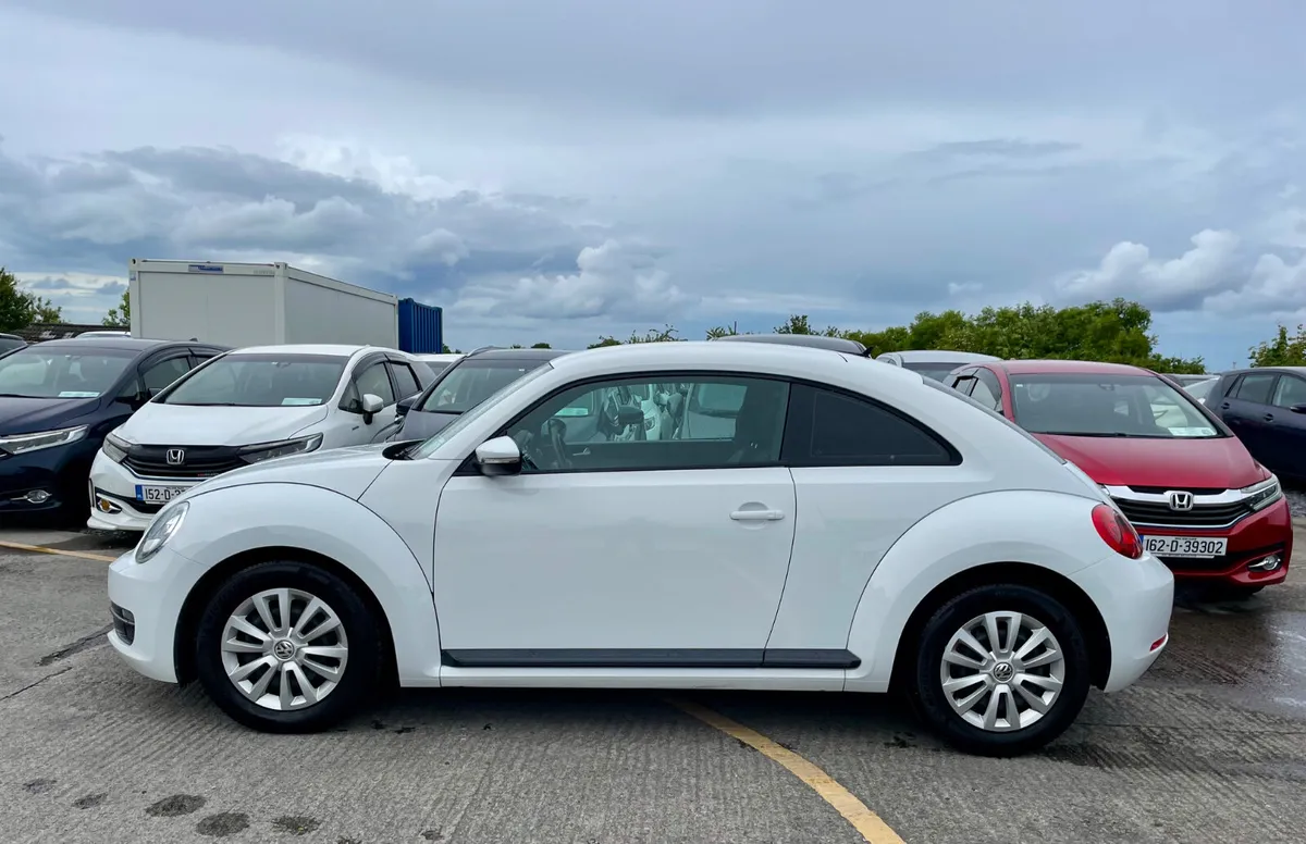 VOLKSWAGEN BEETLE 2016 /1.2, AUTOMATIC/ - Image 4