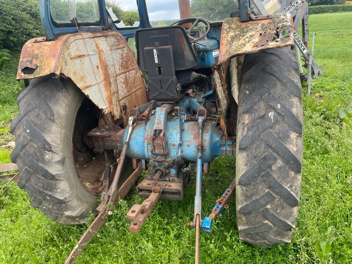 Tractor - Image 2