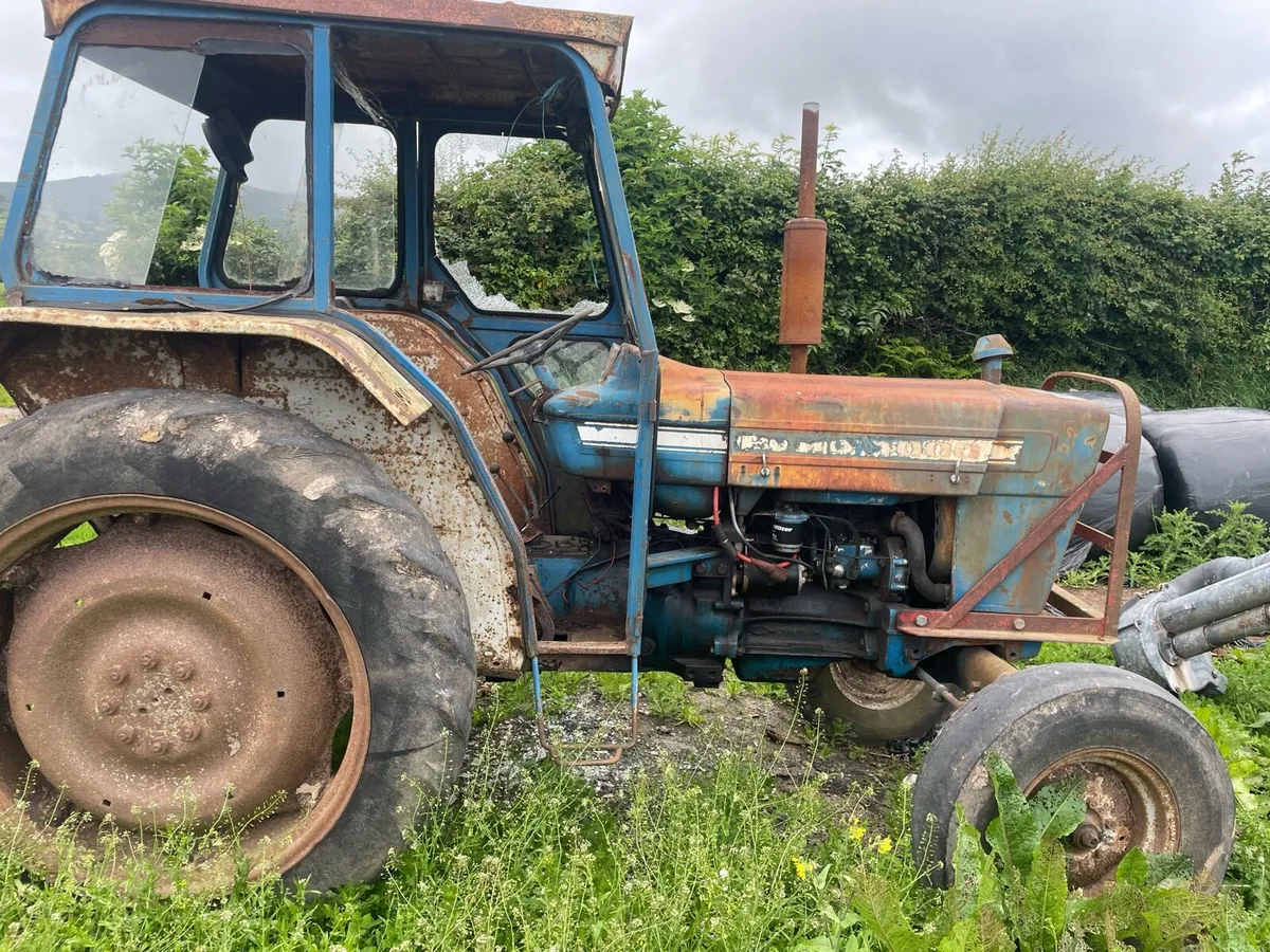Tractor - Image 4
