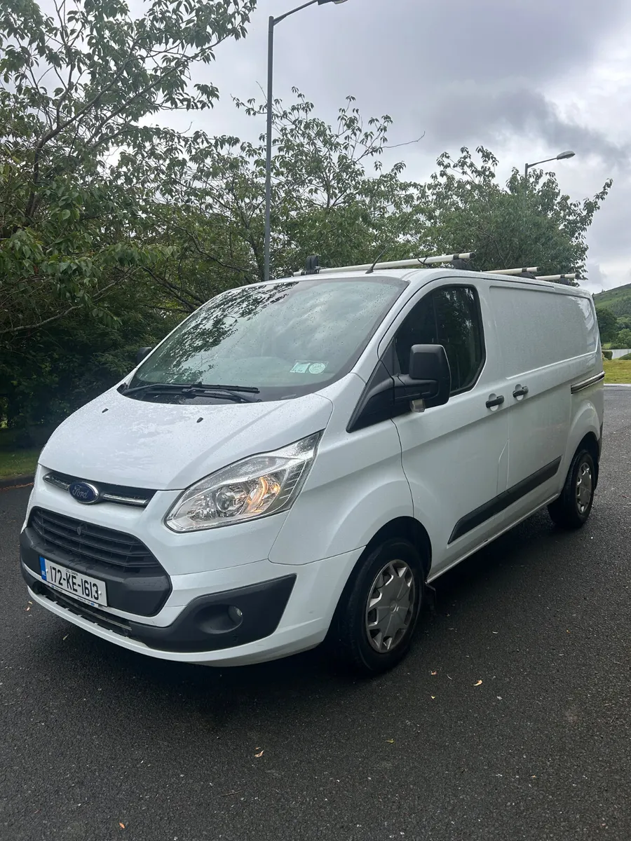 Ford Transit Custom 2017 INCLUDES VAT - Image 4