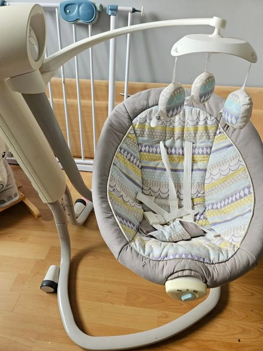 Baby swing - Image 1