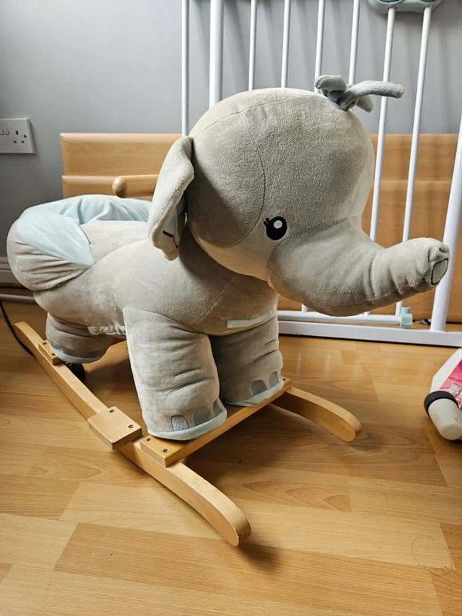 Baby swing - Image 2