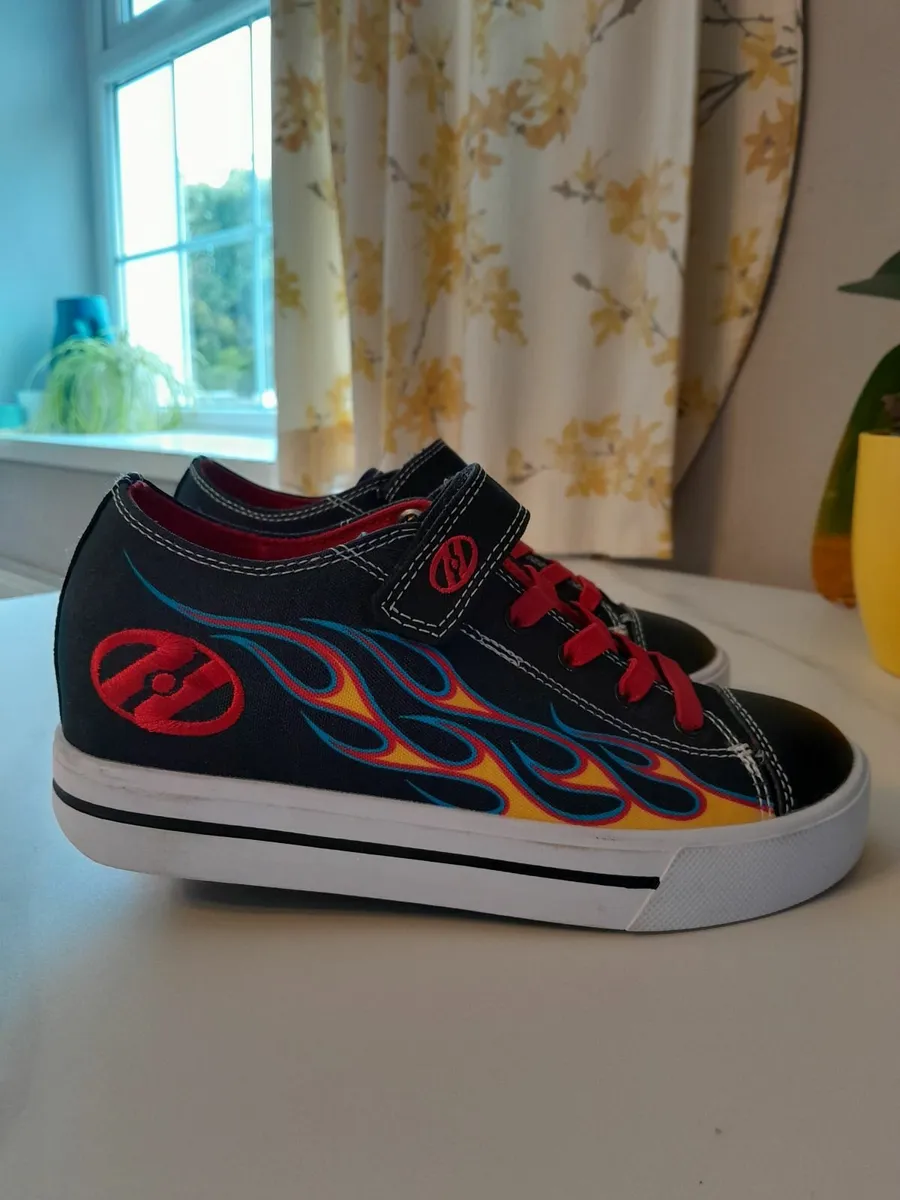 Kids Heelys Shoes - Image 1