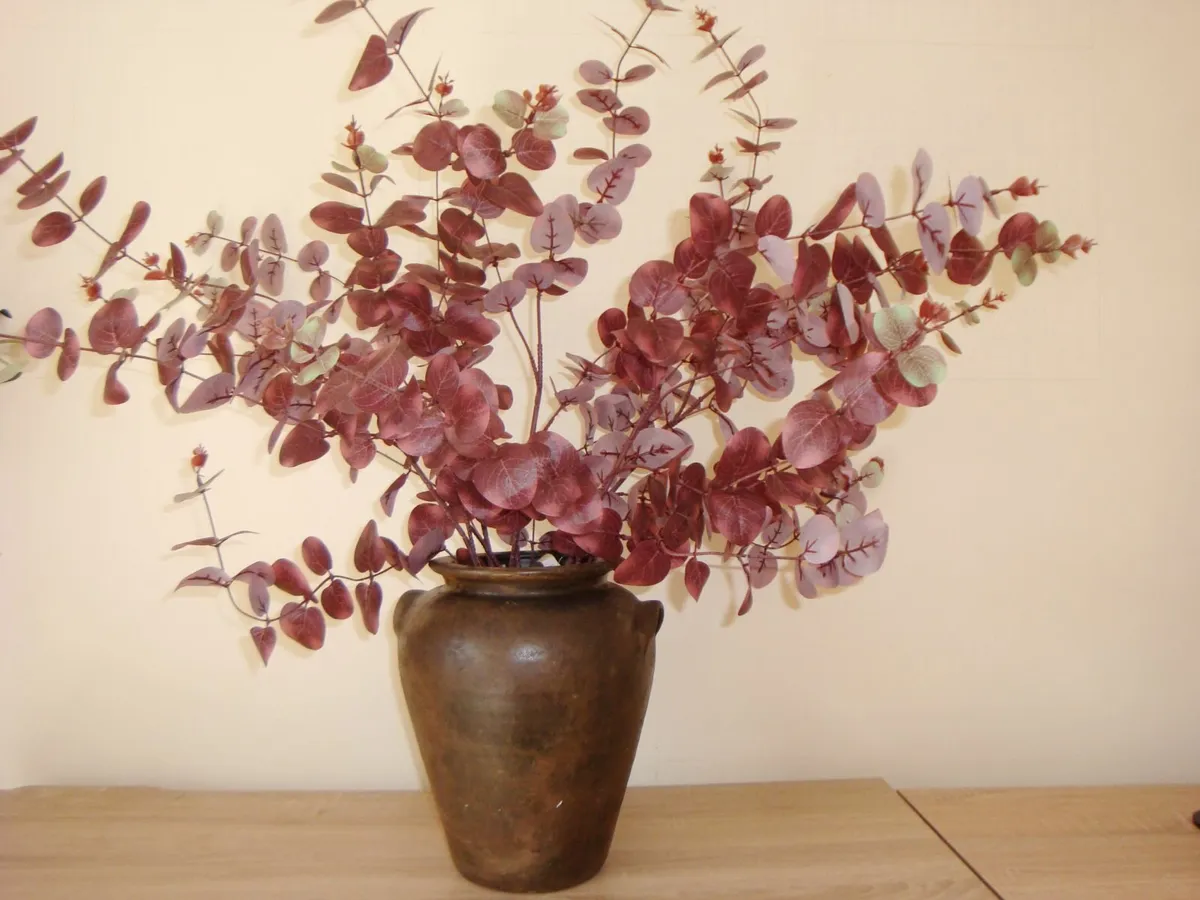 Artificial burgundy eucalyptus stems - NEW - Image 4