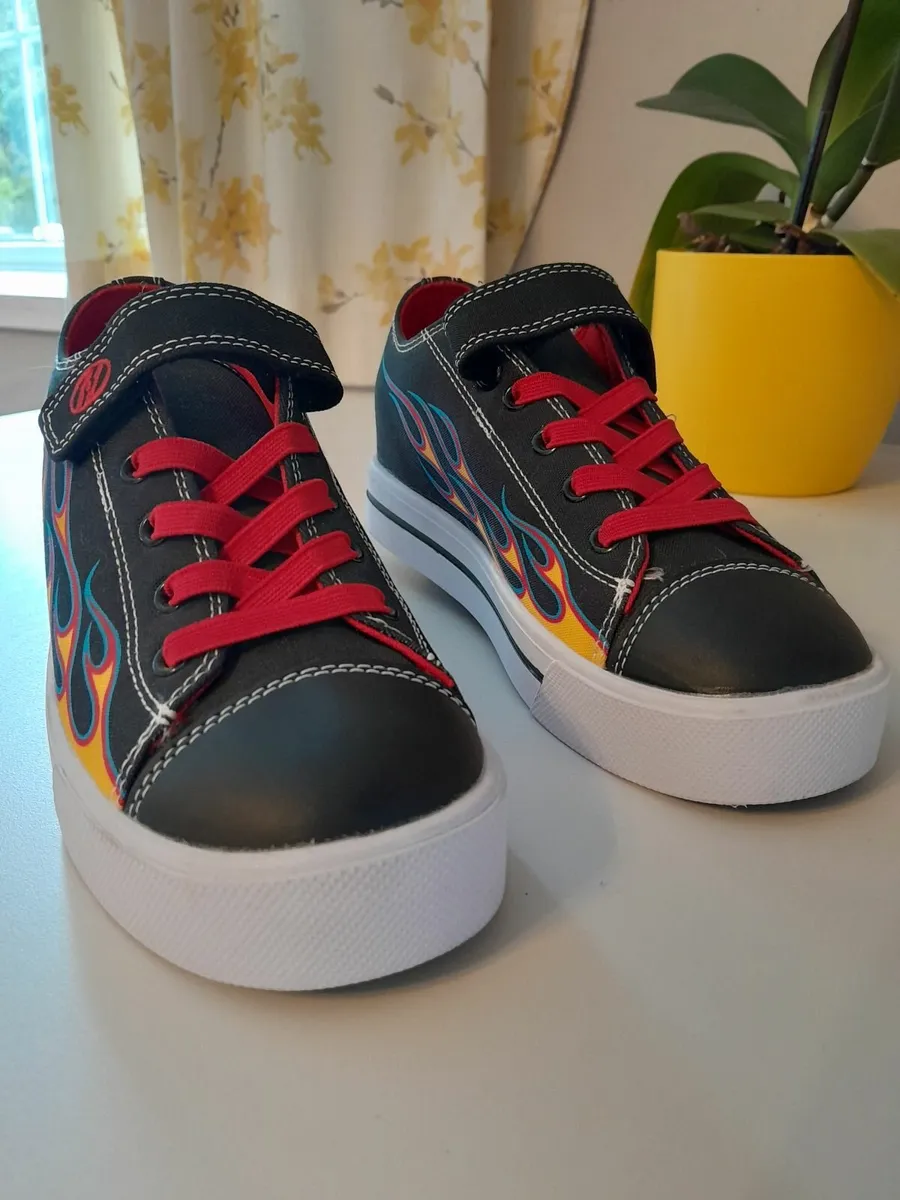 Kids Heelys Shoes - Image 4