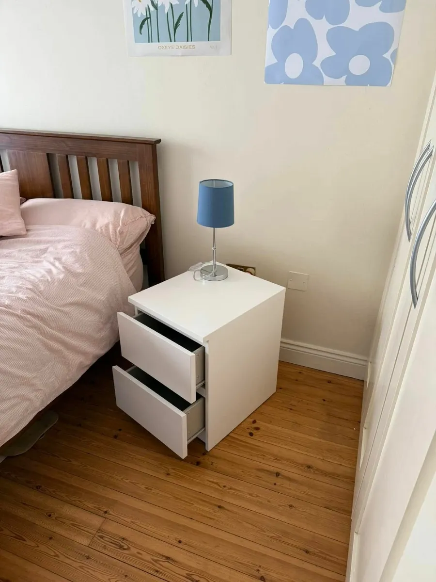 IKEA WHITE DESK & BEDSIDE TABLE - Image 3