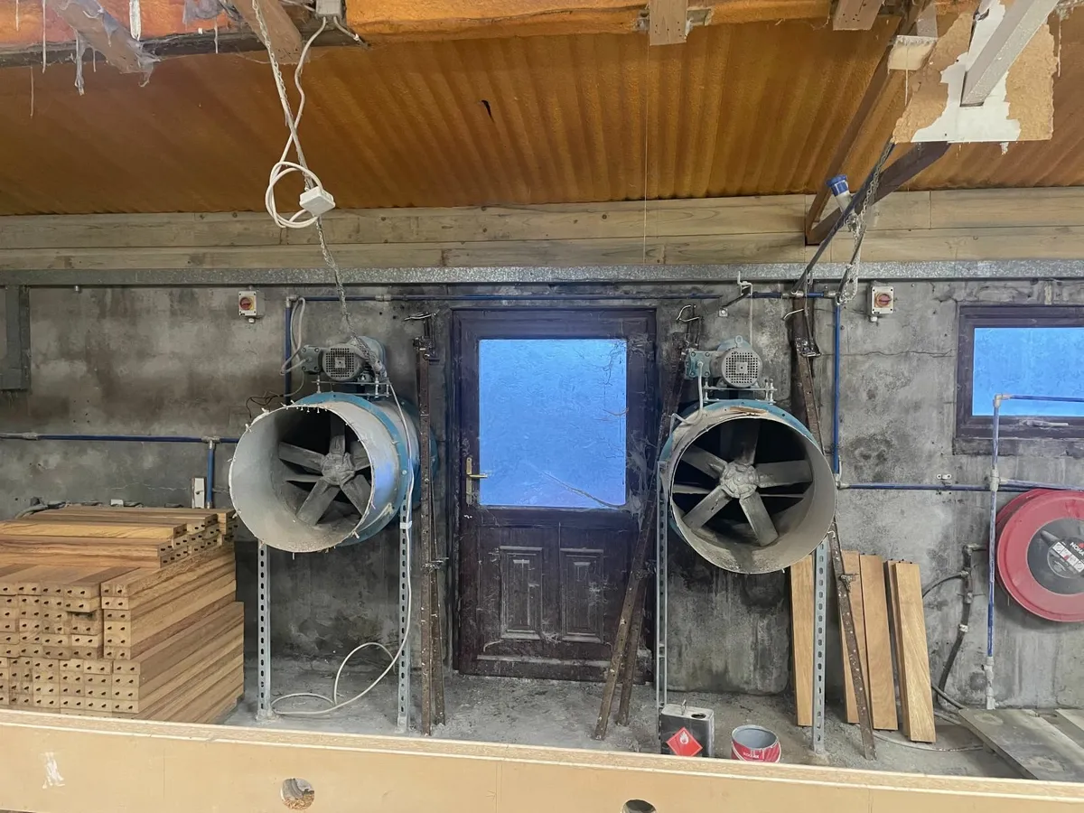 spray extraction fan - Image 2