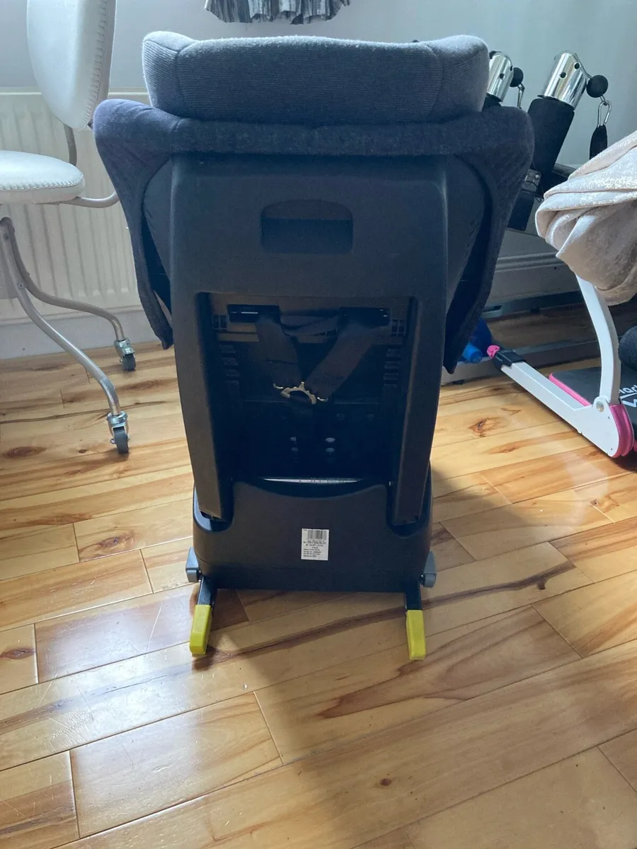 Baby Car Seat - Image 2