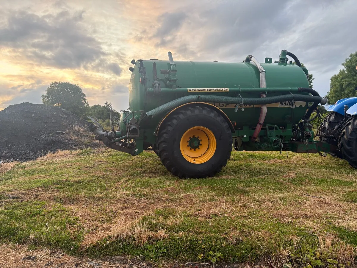 Tanker 2600gal - Image 3