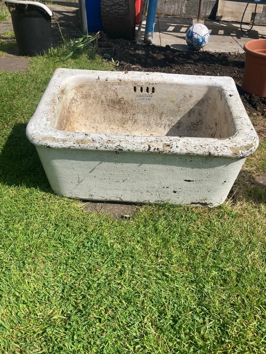 Belfast Sink - Antique - Image 1