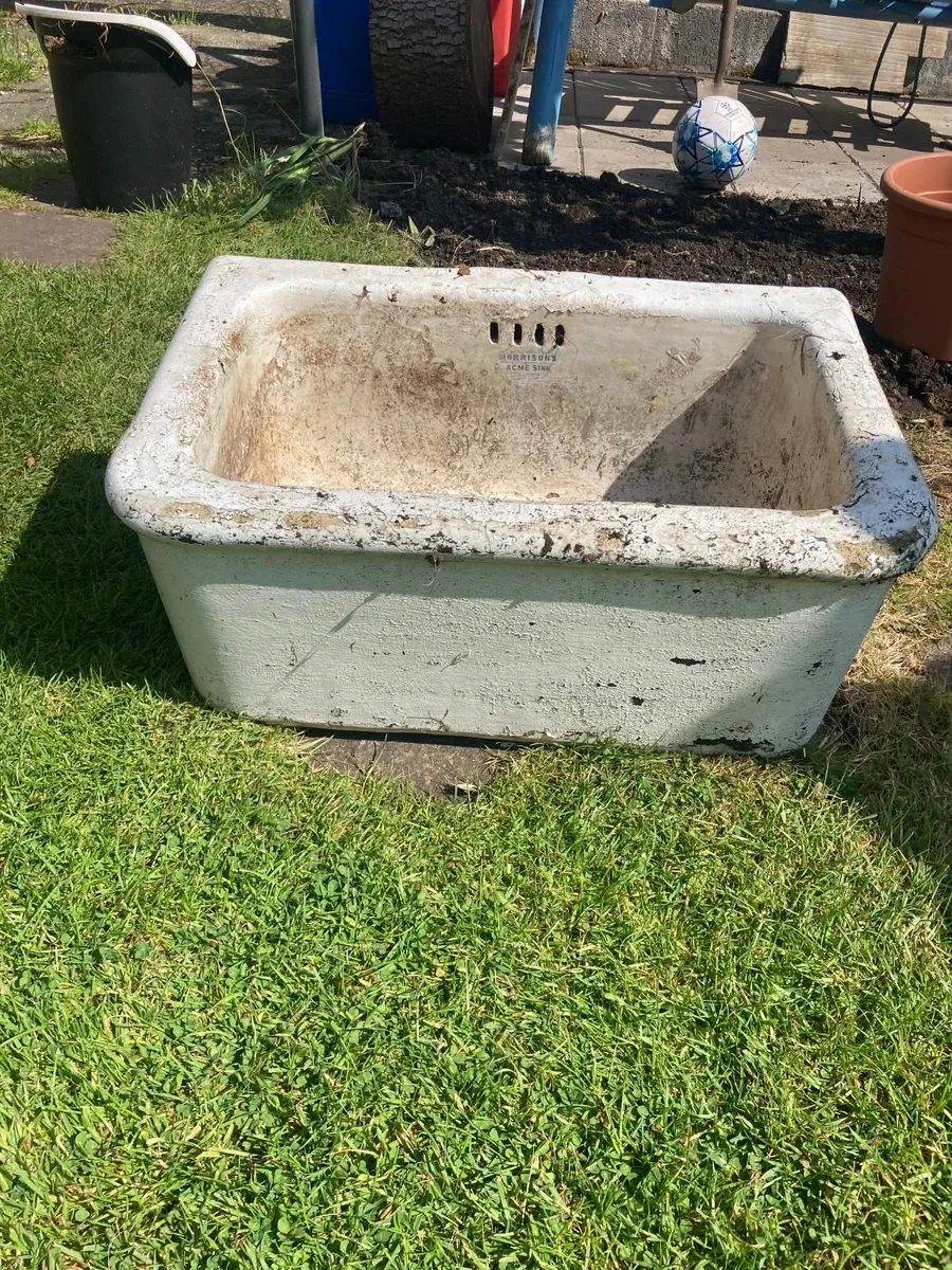 Belfast Sink - Antique - Image 3