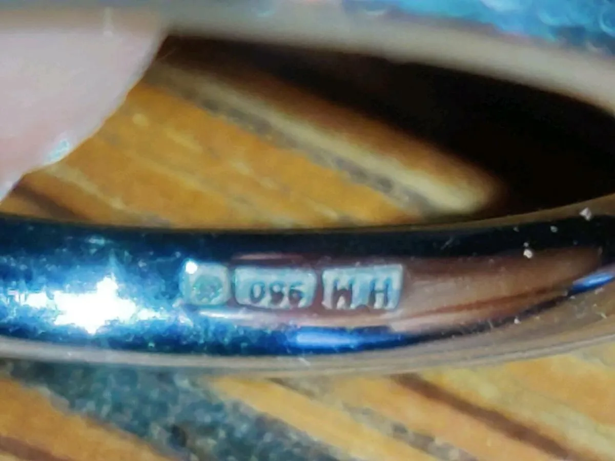 THICK PLATINUM, 950 D-Shaped New Wedding Ring ! - Image 4