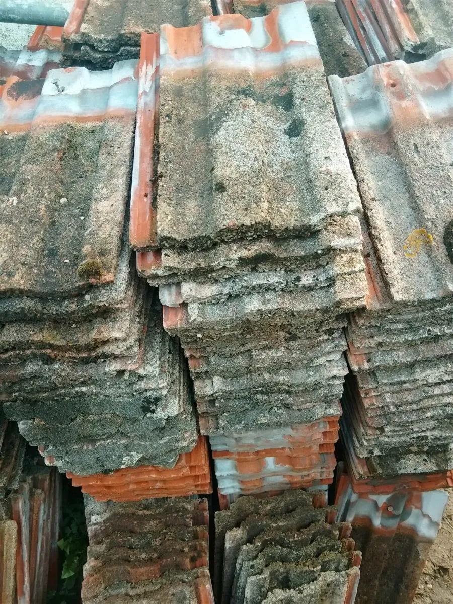 Roof tiles