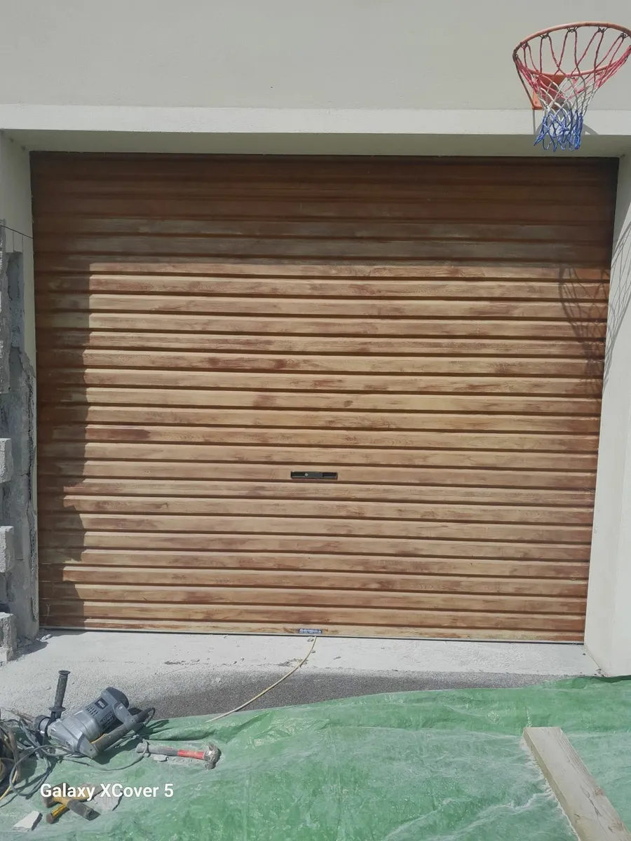 Roller door - Image 1