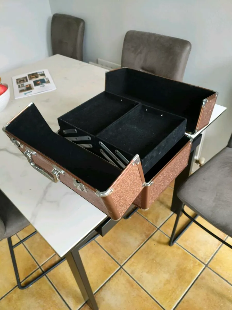 Cosmetic jewelry box - Image 3