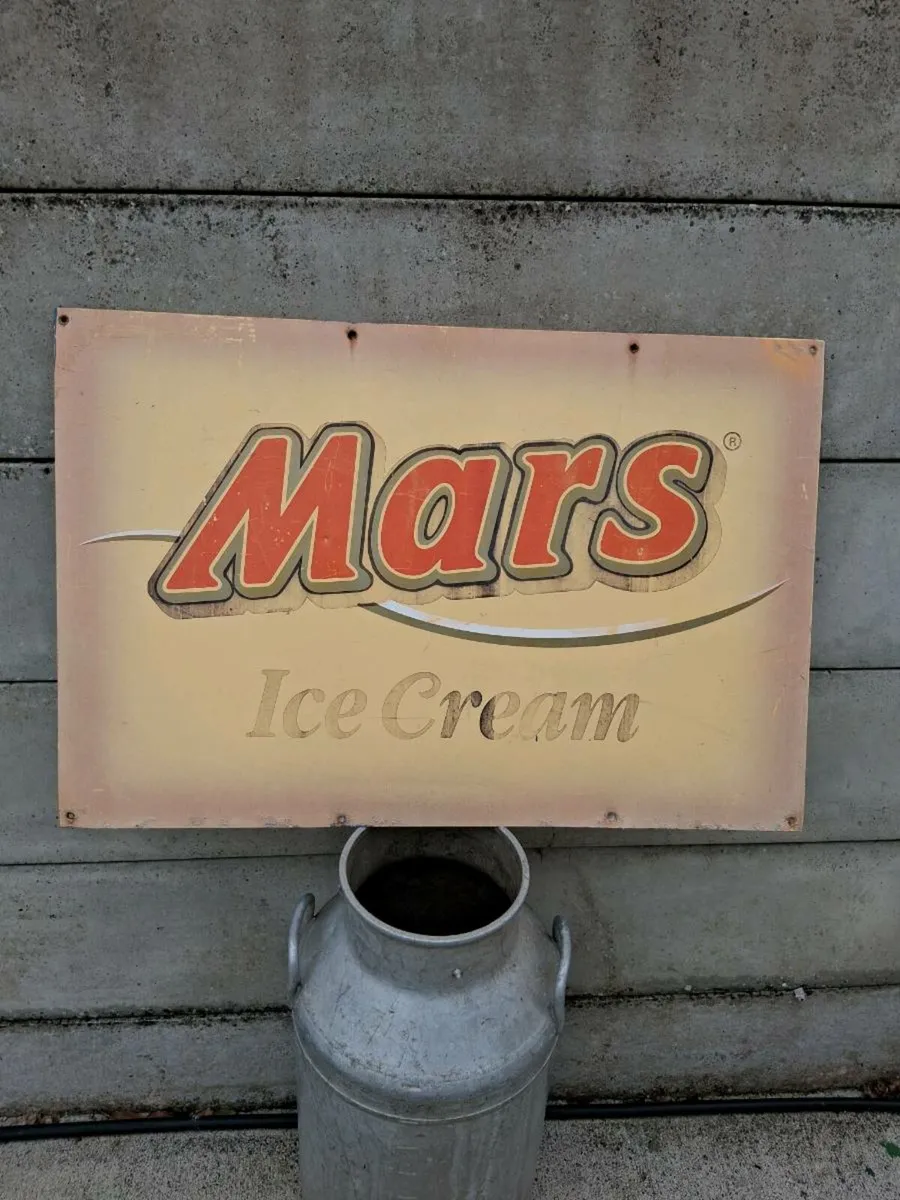 Mars ice cream sign