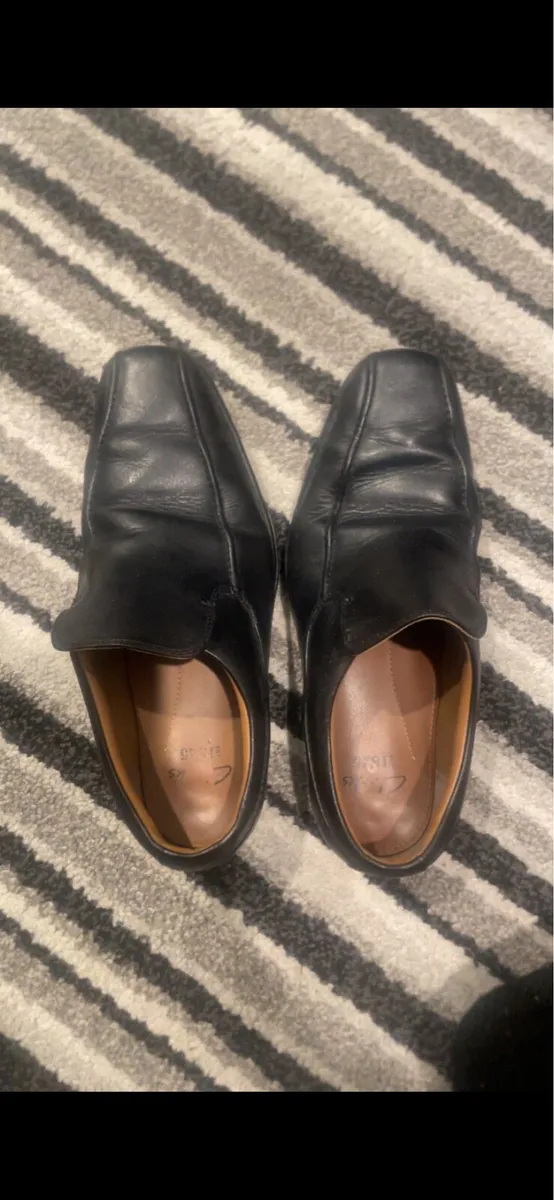 Black Leather Shoes Size 9 - Image 3