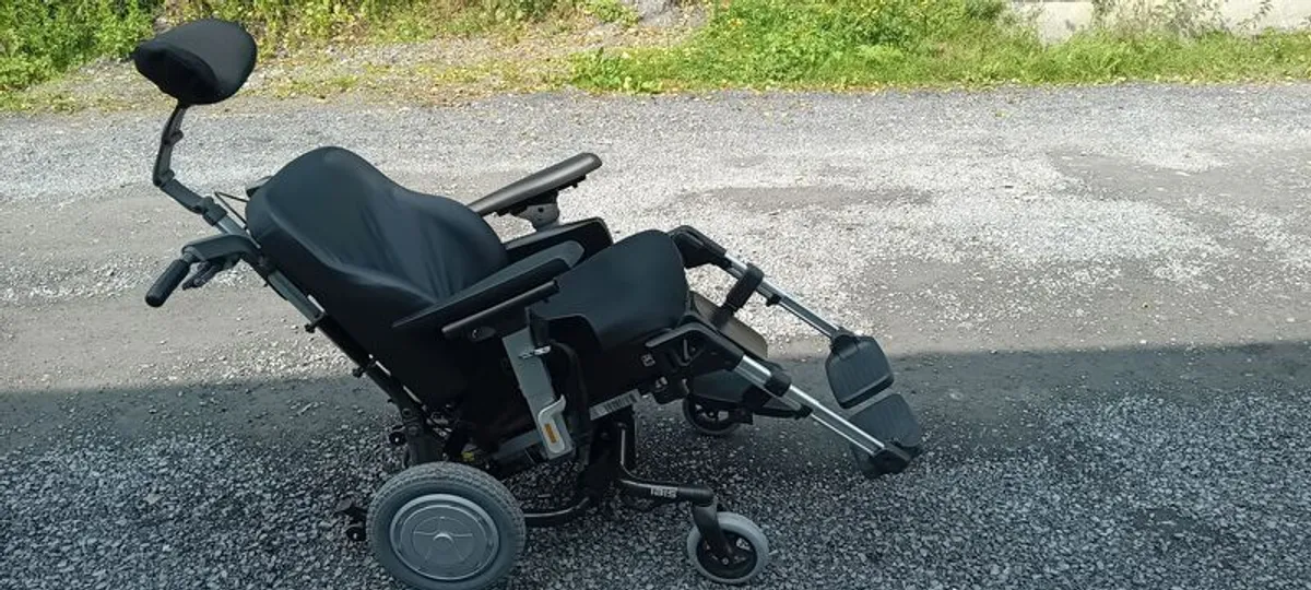 sedeo electric assisted wheelchair - Image 1