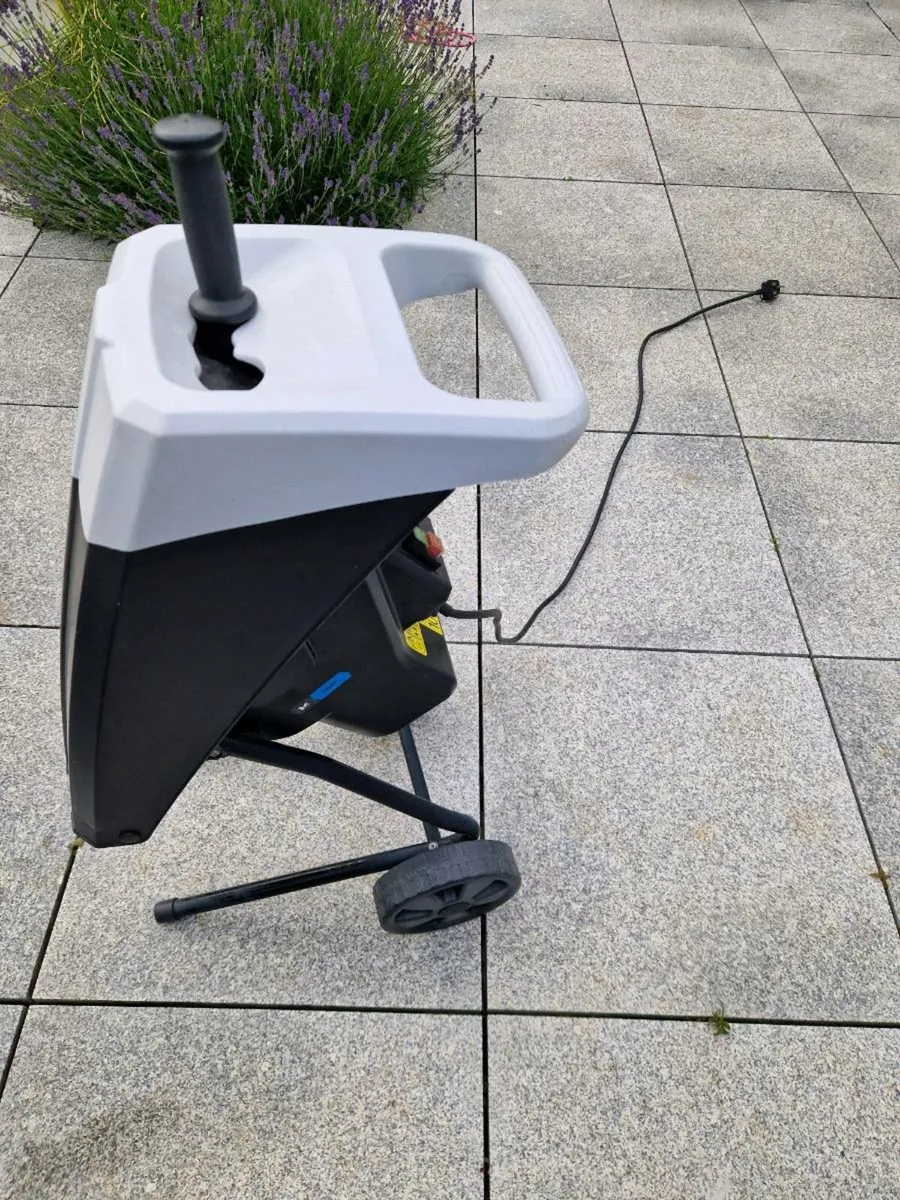 Garden Shredder - Image 1