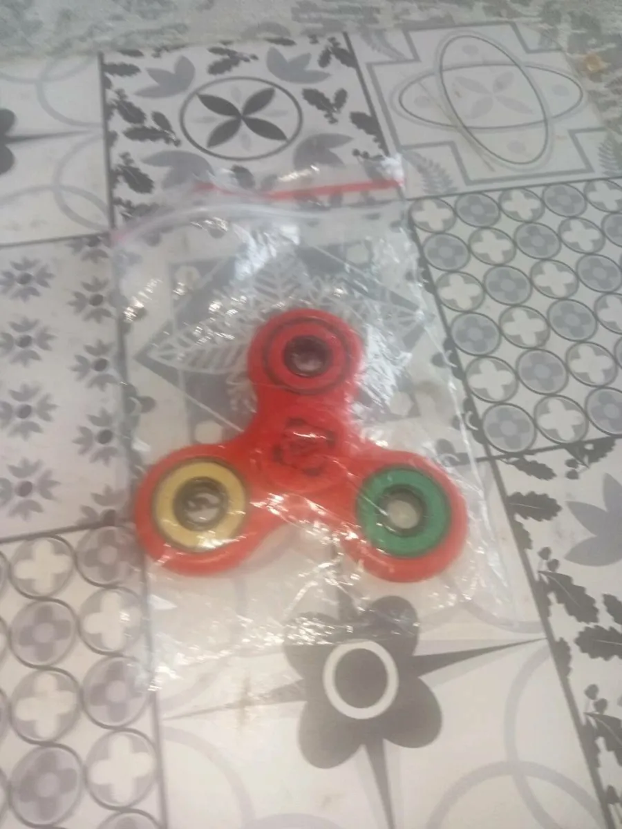 Hand held fidgeter - Image 1
