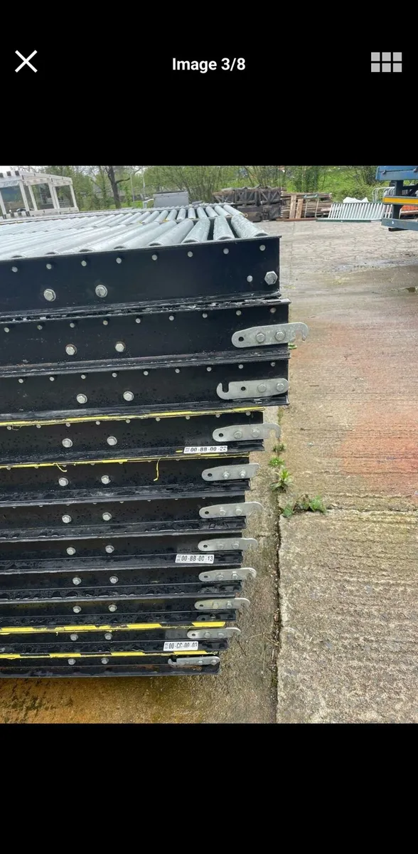 HEAVY DUTY GALVANISED ROLLER CONVEYORS - Image 3