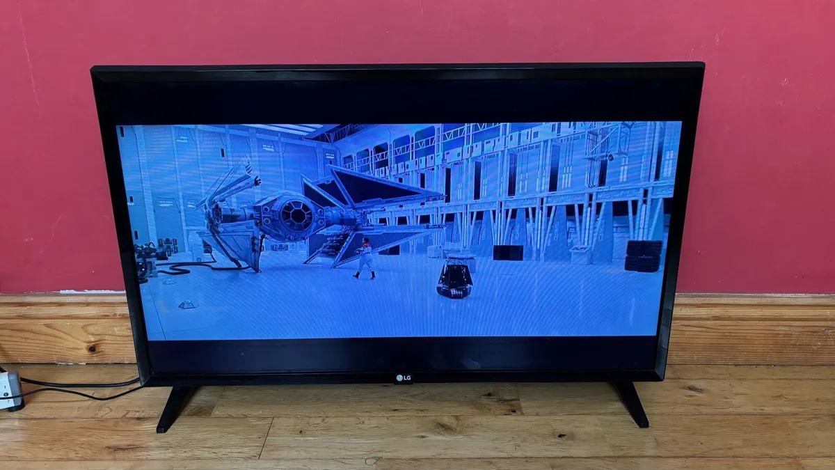 32” LG LED TV with Google Chromecast - Image 2