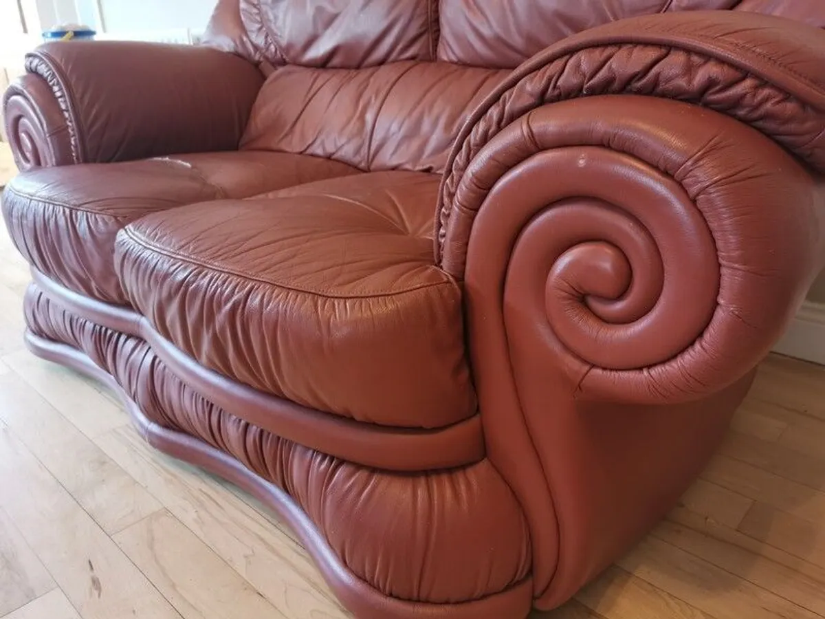 Suite of furniture - Image 3