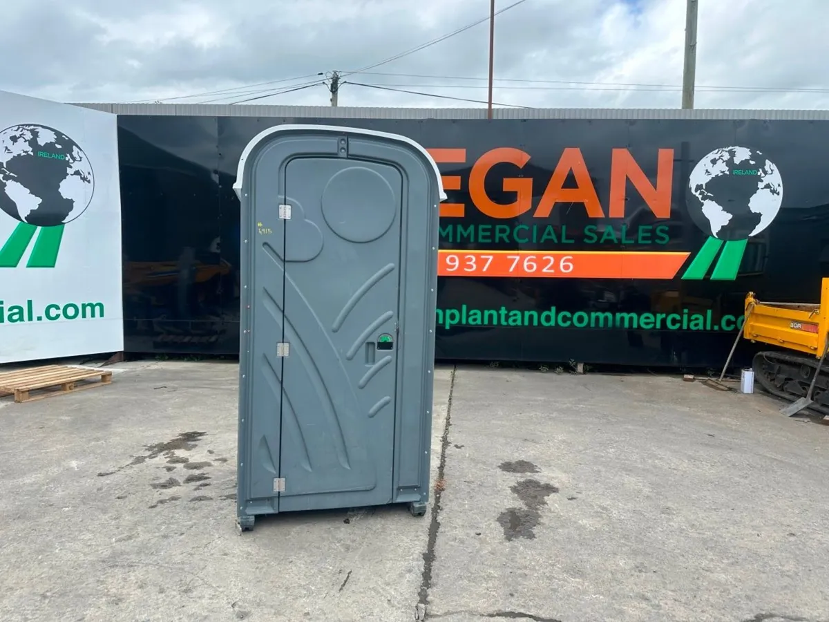 MAIN CONNECTION TOILET PORTALOO....4915. - Image 1