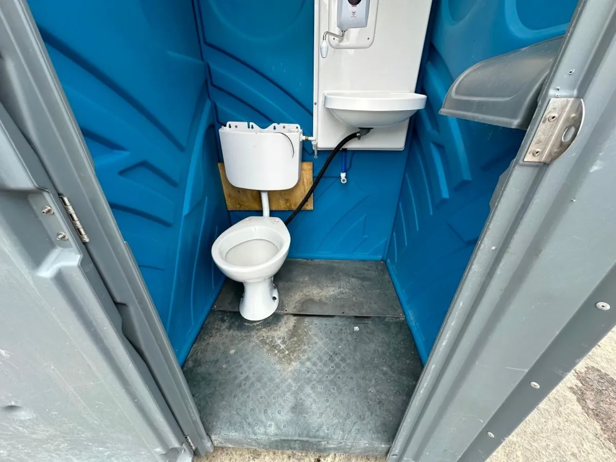 MAIN CONNECTION TOILET PORTALOO....4915. - Image 4