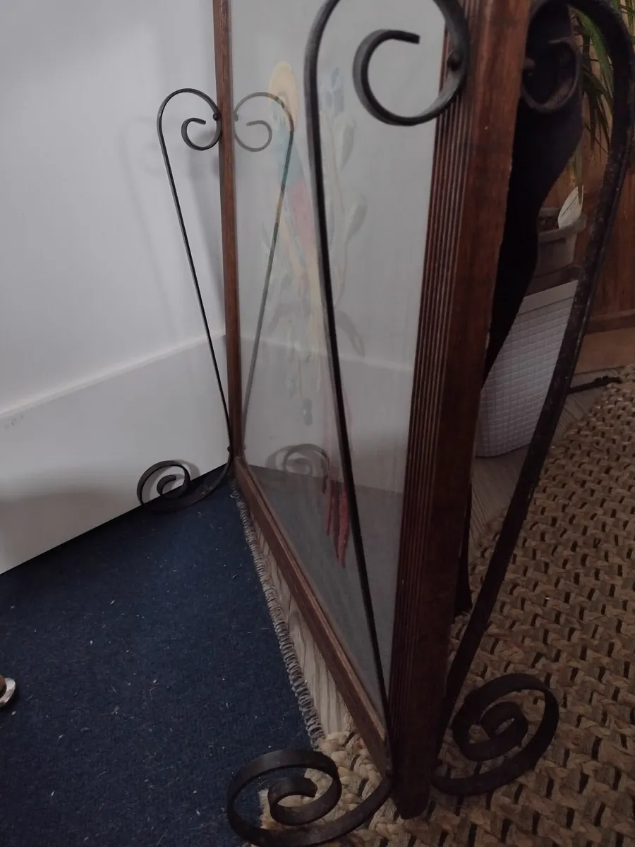 Large Heavy antique Oak Fire-screen - Image 3