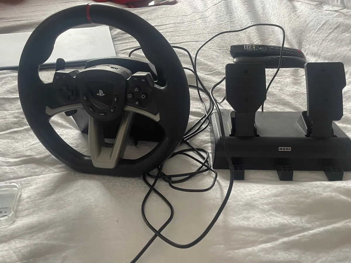 PS 5 Steering wheel - Image 1