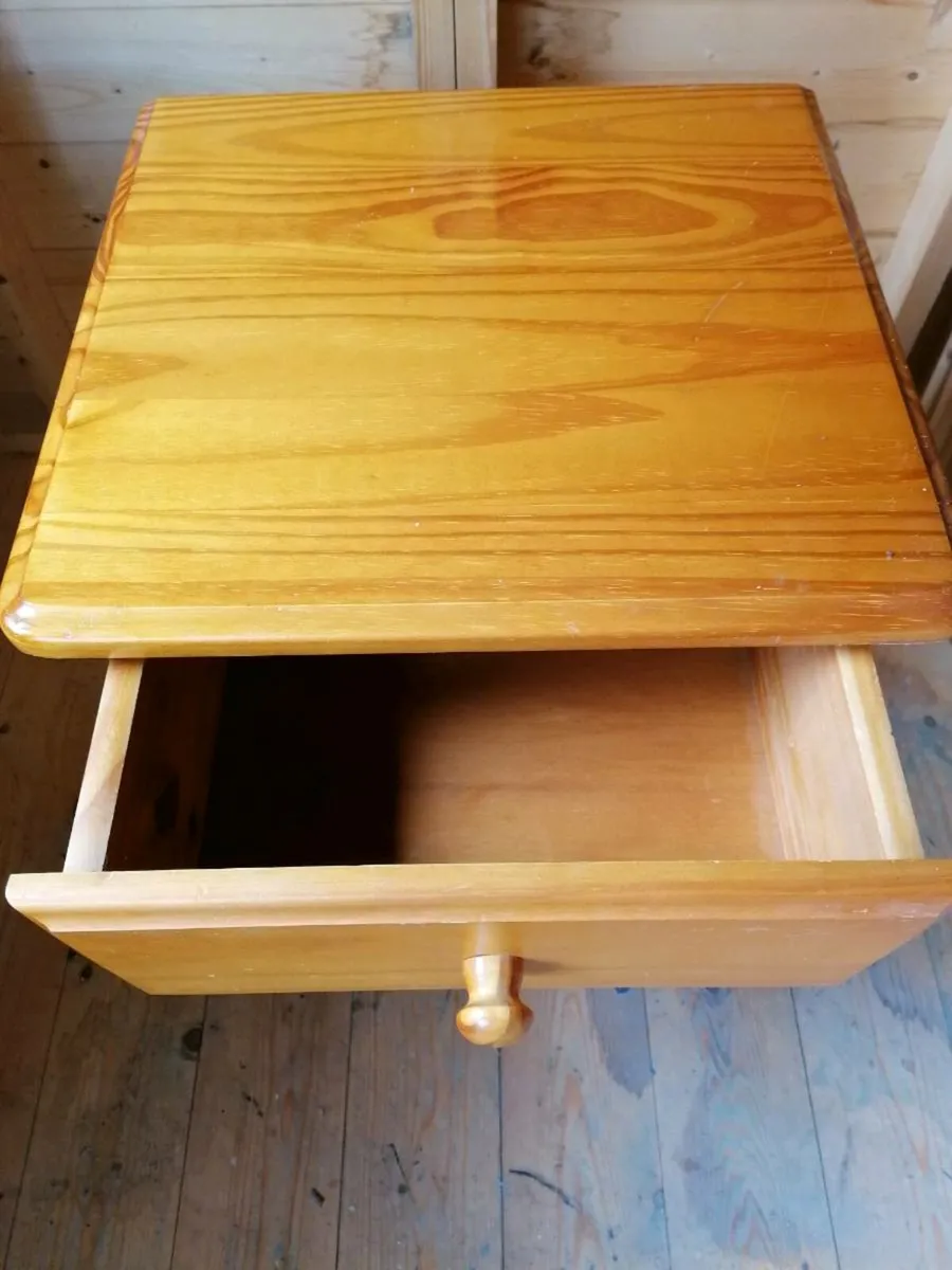 Pine Bed Side Locker - Image 2