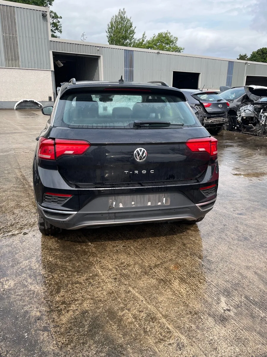 2018 Volkswagen t roc for parts - Image 4