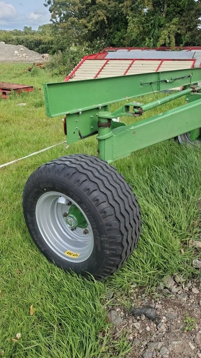 Pronar 800 30ft rake - Image 3