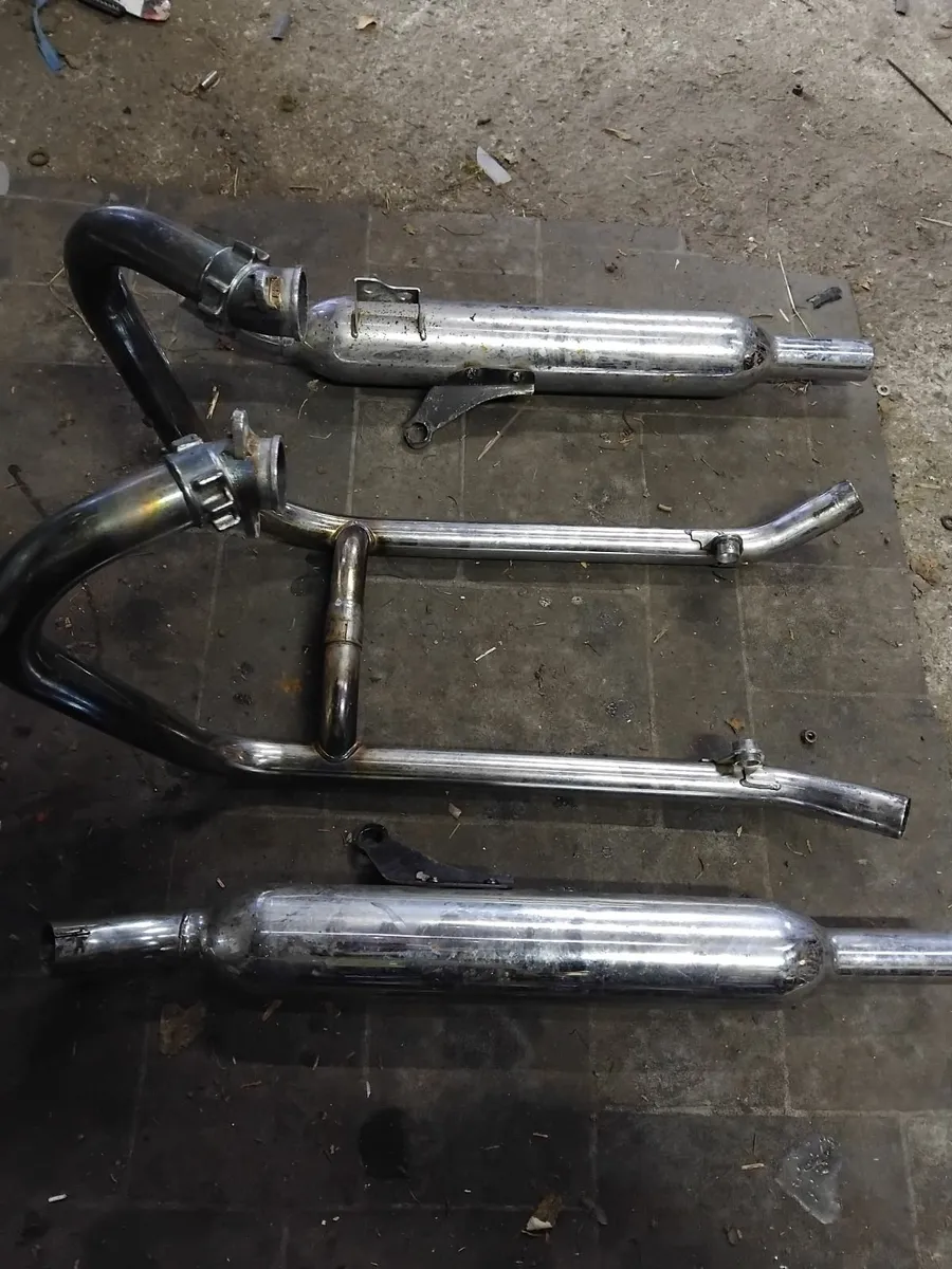 Harley Front end, & Roadking seat .kranzle washer - Image 1