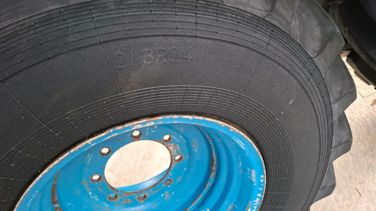 Tyres - Image 2