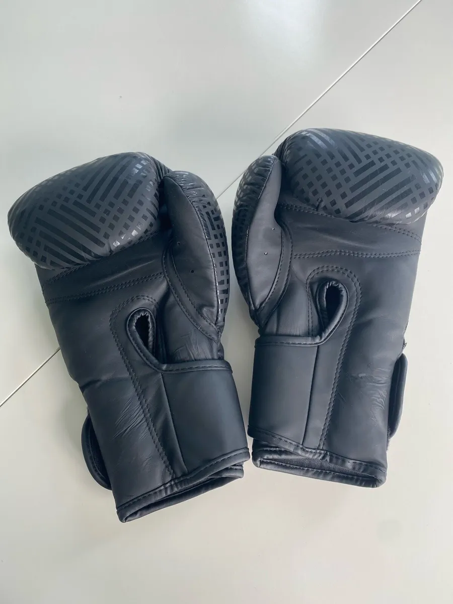 Boxing Gloves - Image 3