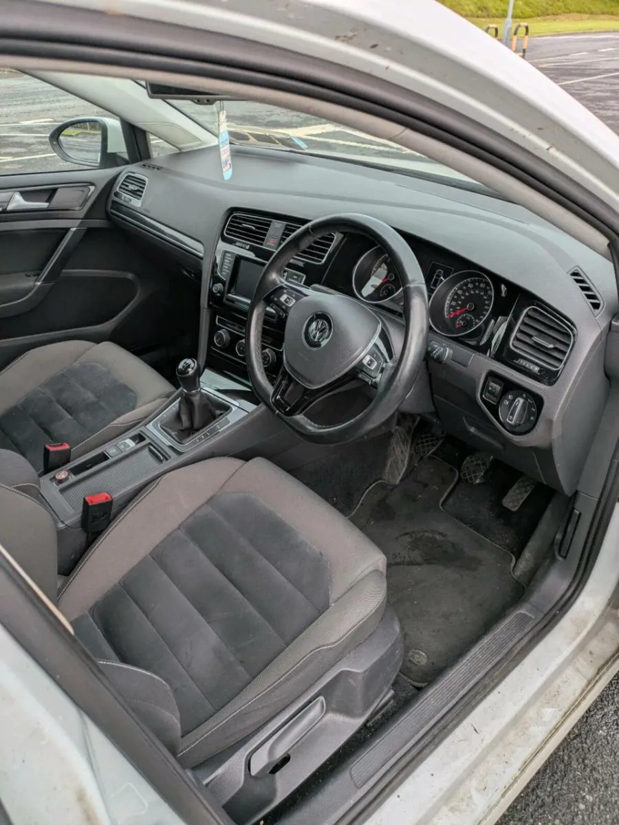 Volkswagen Golf 2.0TDI - Image 4