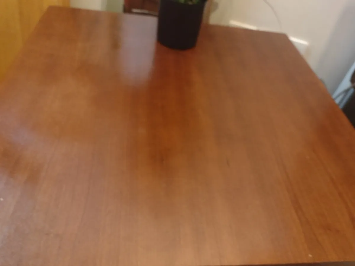 Heavy solid wood coffee table - Image 2