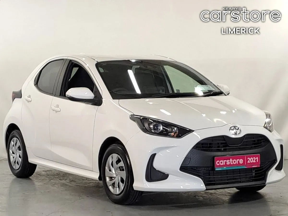 Toyota Yaris 1.0 PET Auto - Image 1