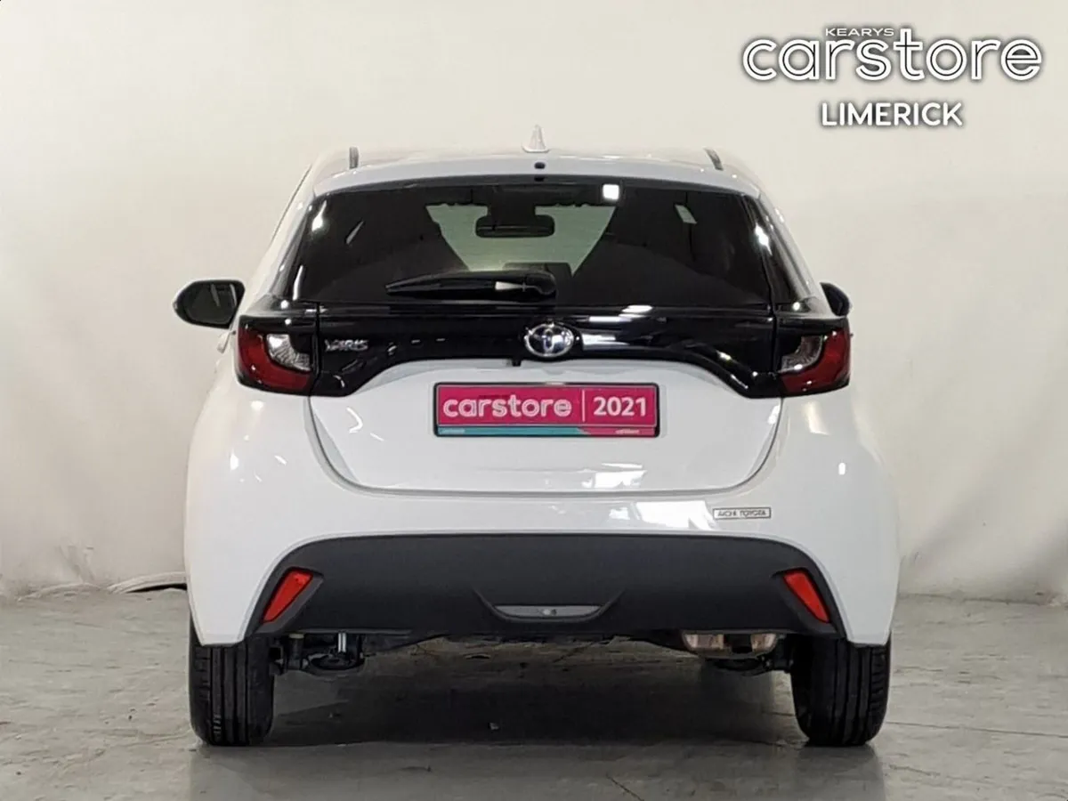 Toyota Yaris 1.0 PET Auto - Image 4