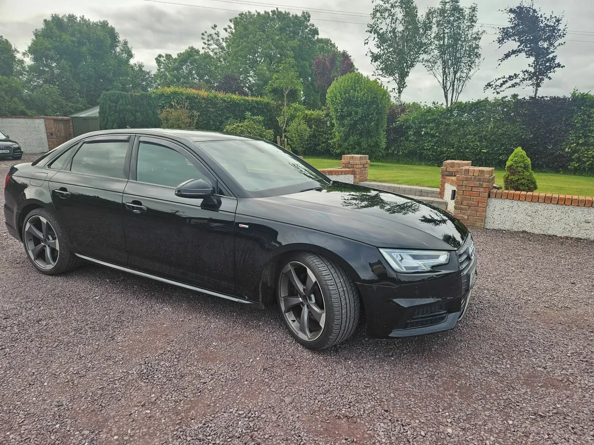 Audi A4 2017 - Image 2