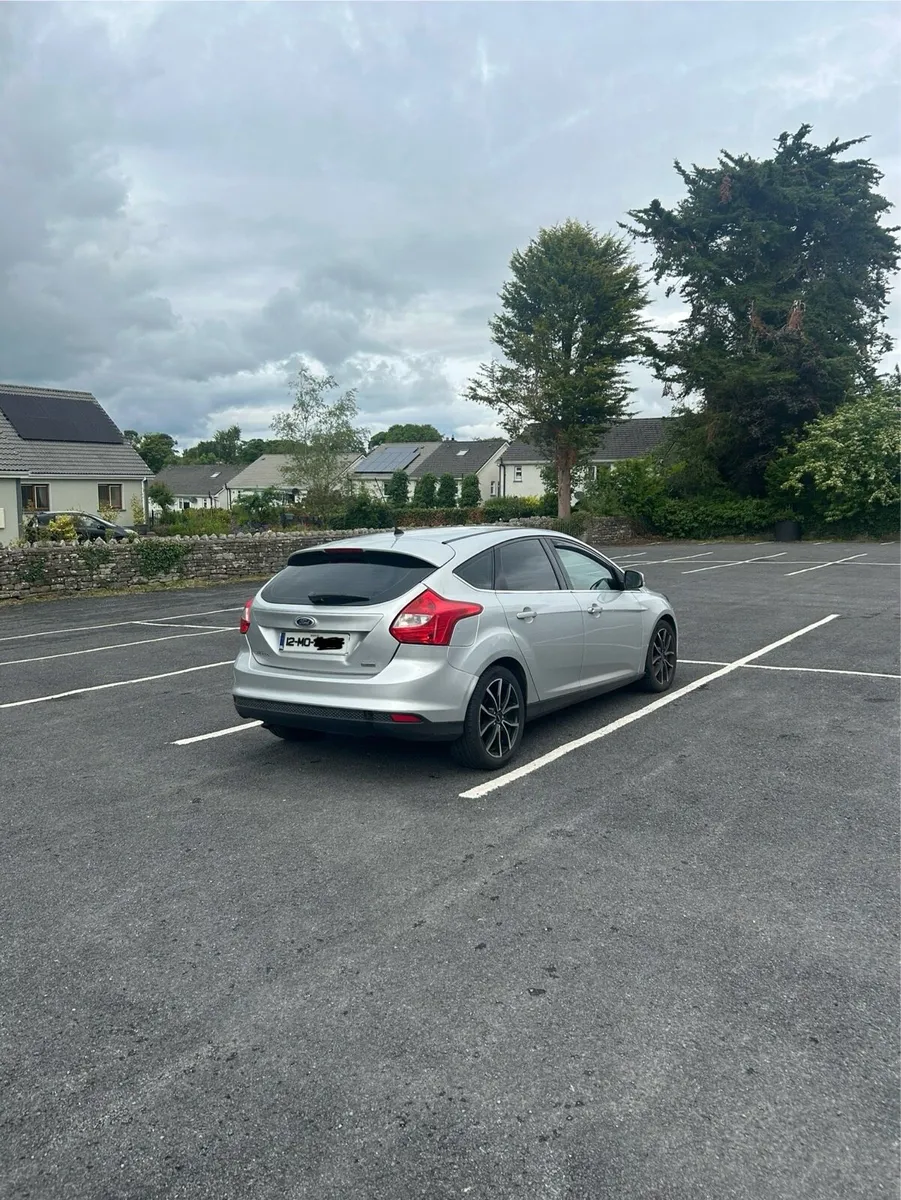 Ford Focus - Image 4